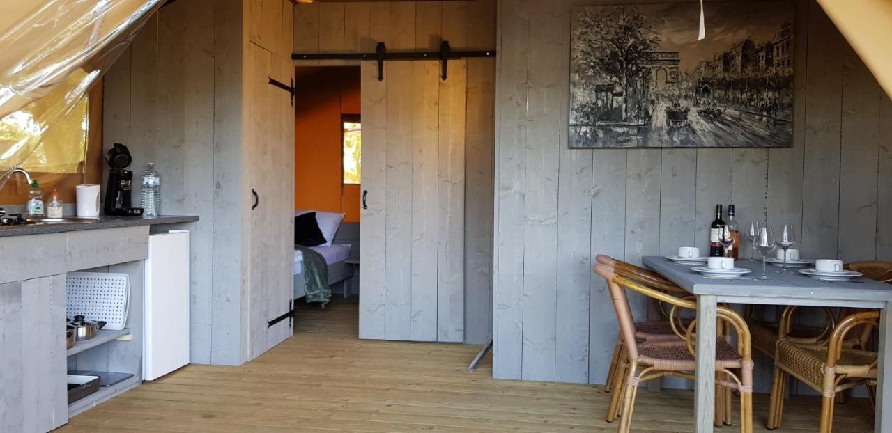 Glamping Les Arbres, Luxe Safaritent Met Zwembad Cronat Εξωτερικό φωτογραφία