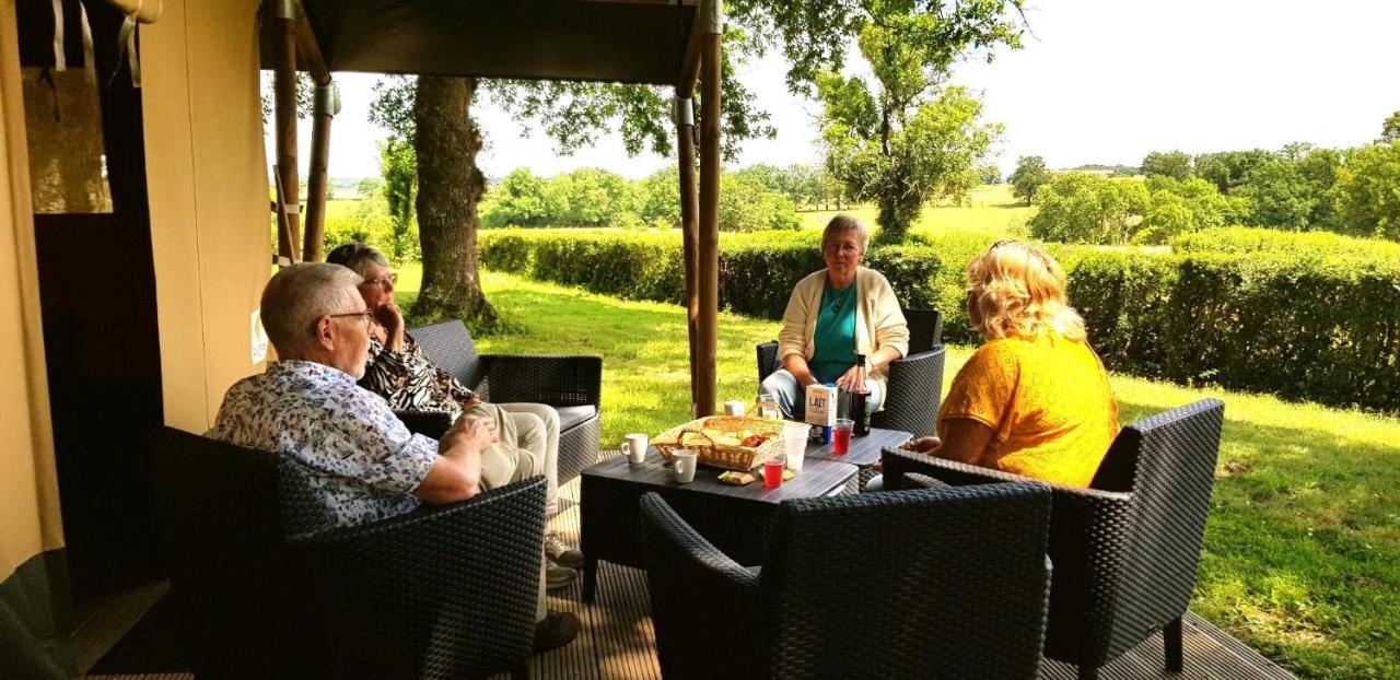 Glamping Les Arbres, Luxe Safaritent Met Zwembad Cronat Εξωτερικό φωτογραφία